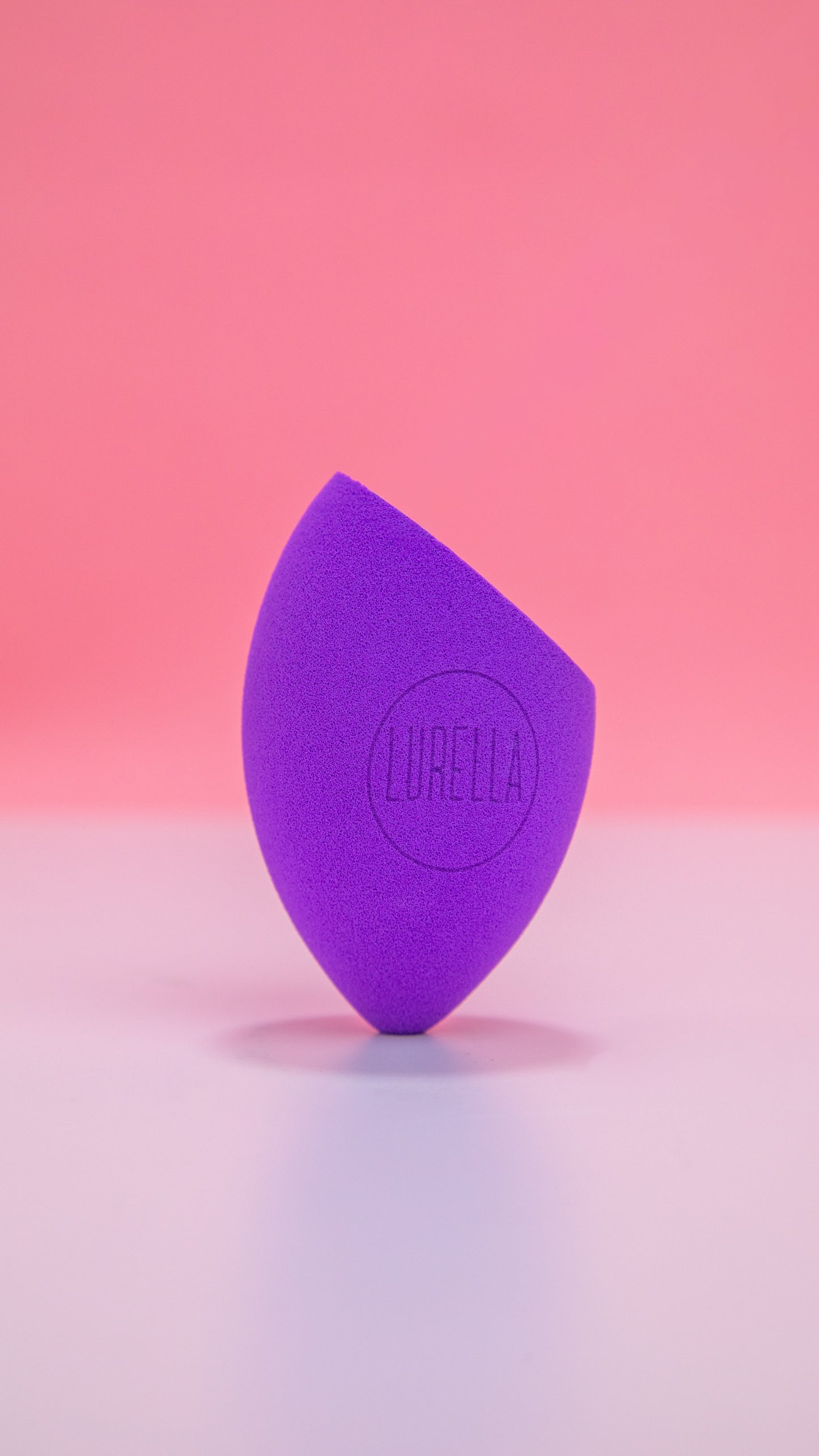 Lurella Cosmetics - Angled Beauty Sponge - Black