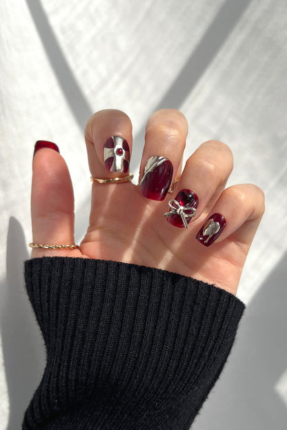 Bonmuz - Maroon Castle | Pro Handmade Gel Nails