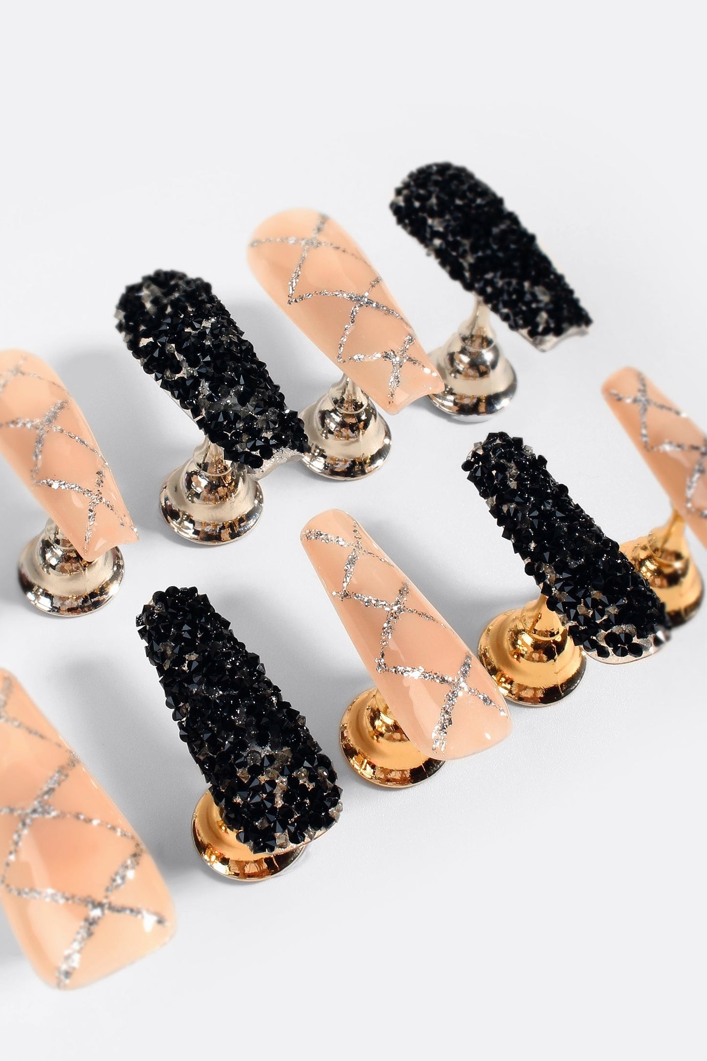 Bonmuz - Odette's Opulence | Pro Handmade Gel Nails