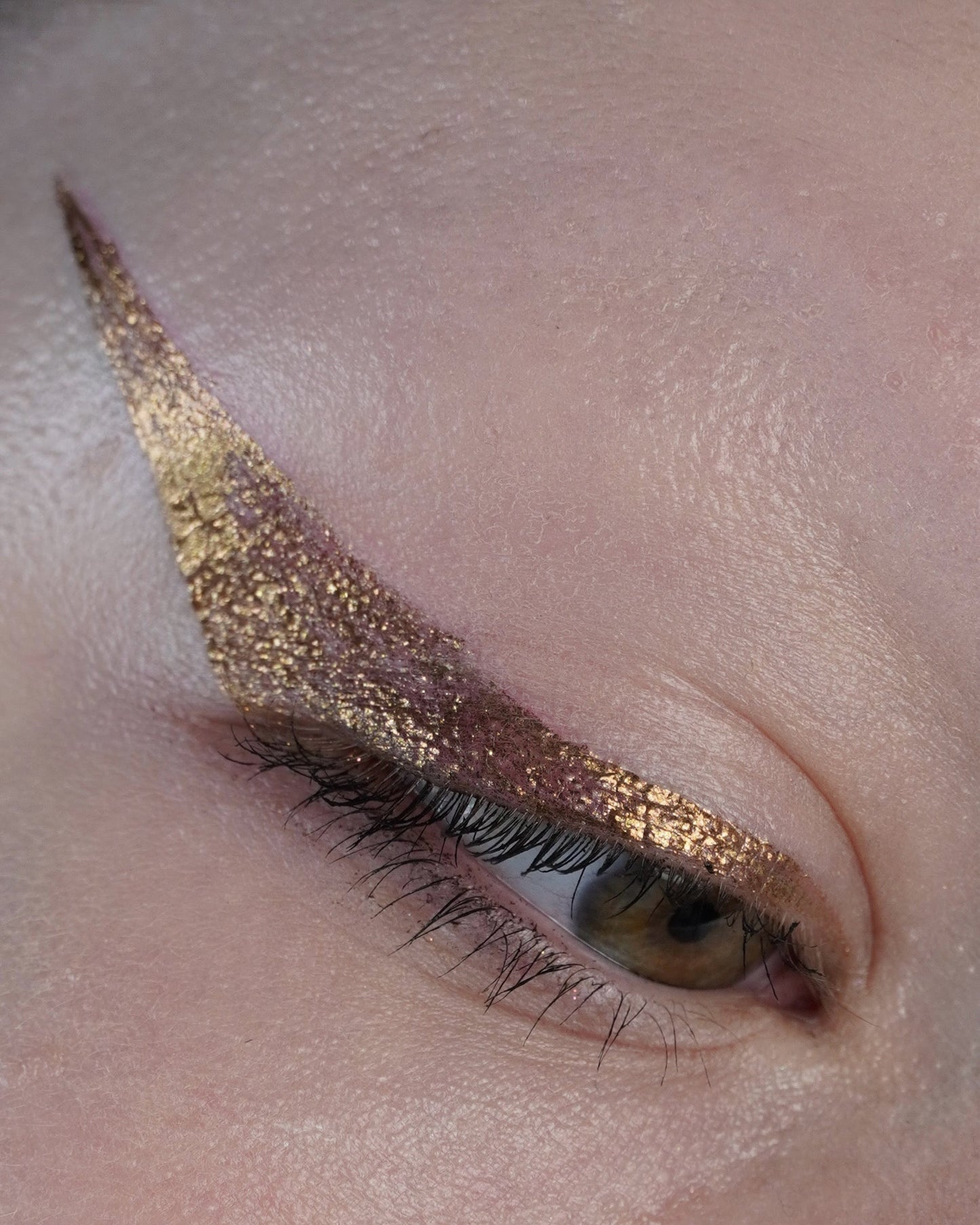 Bling Ring Chroma Flik (Gold) - Liquid Liner - Glisten Cosmetics