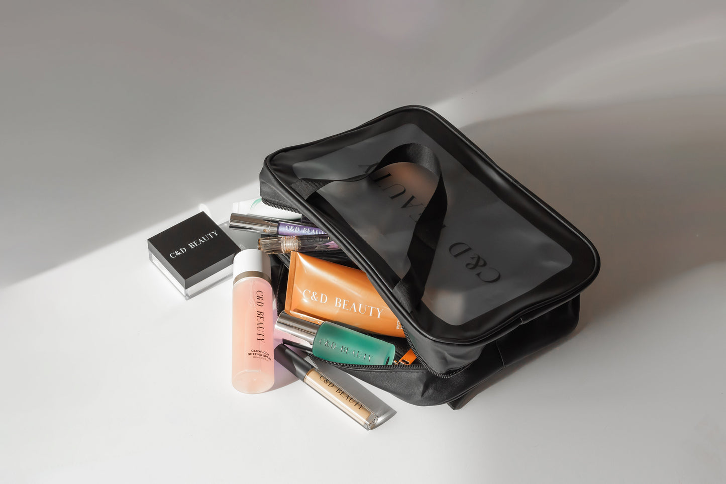 C & D Beauty - Deluxe Beauty Bag