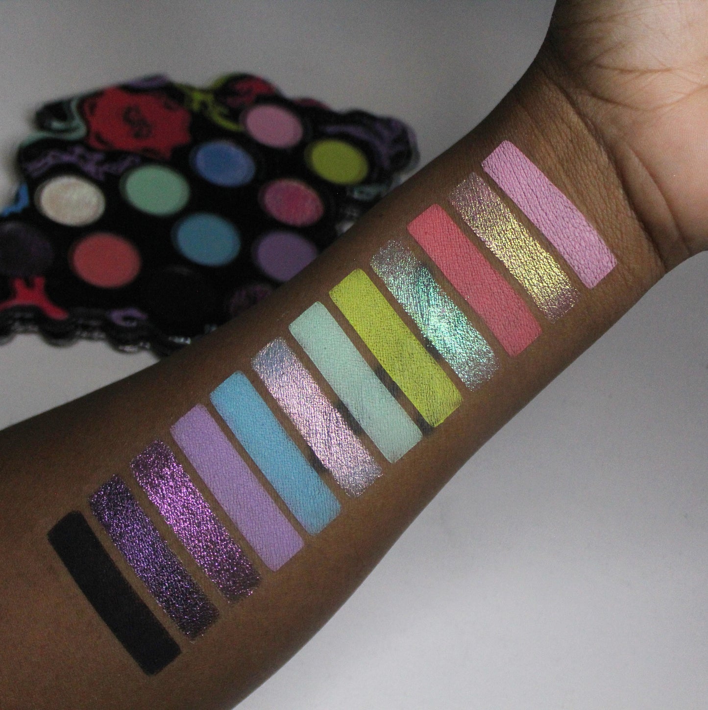 Bliss - Eyeshadow Palette - Glisten Cosmetics