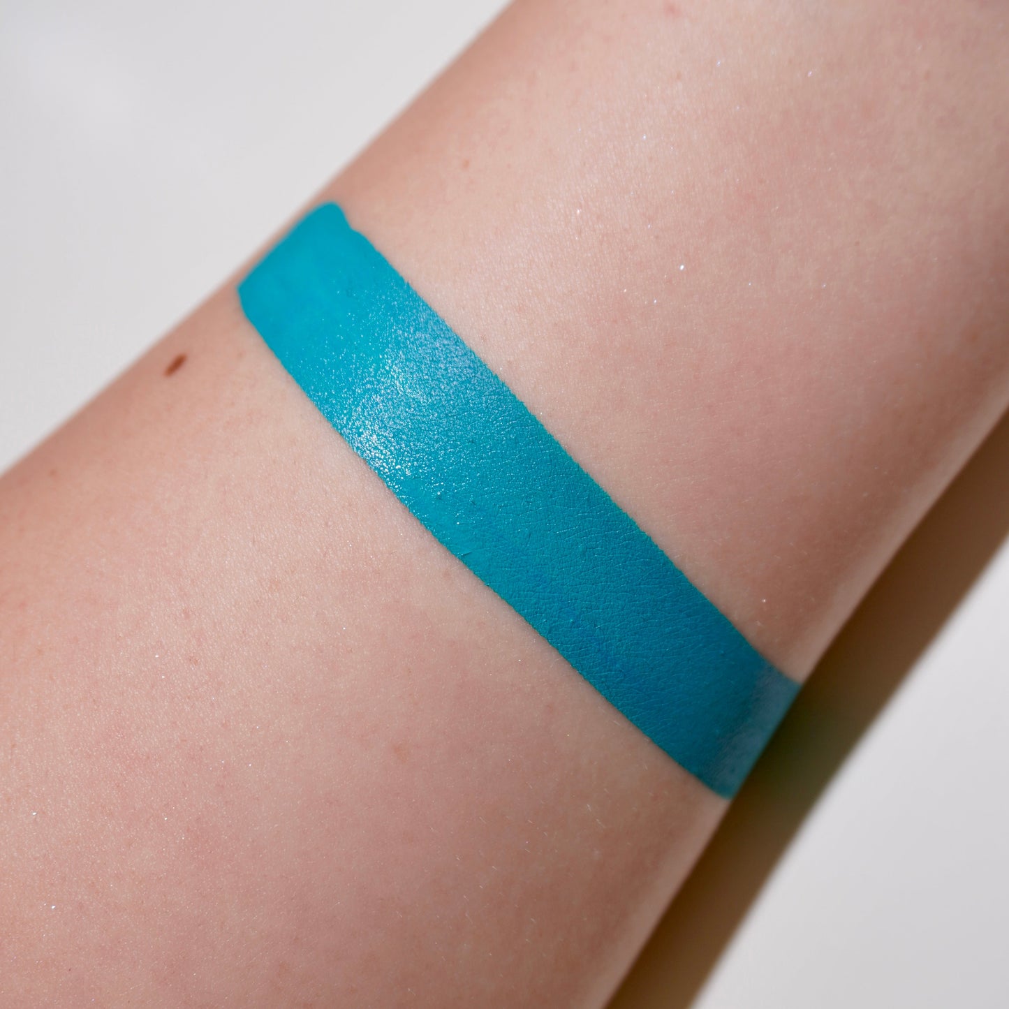 Seltzer (UV Aqua) Wet Liner® - Eyeliner - Glisten Cosmetics