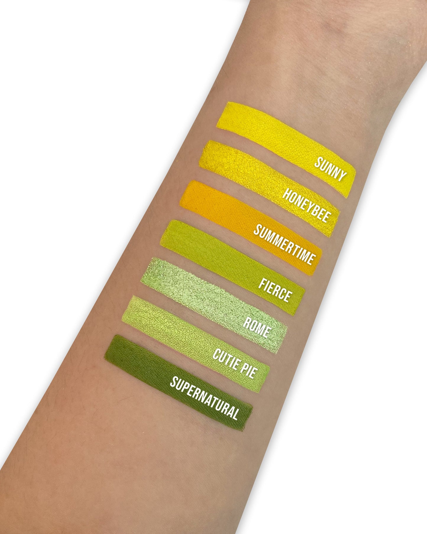Gavissi Beauty - "FIERCE" MATTE EYESHADOW