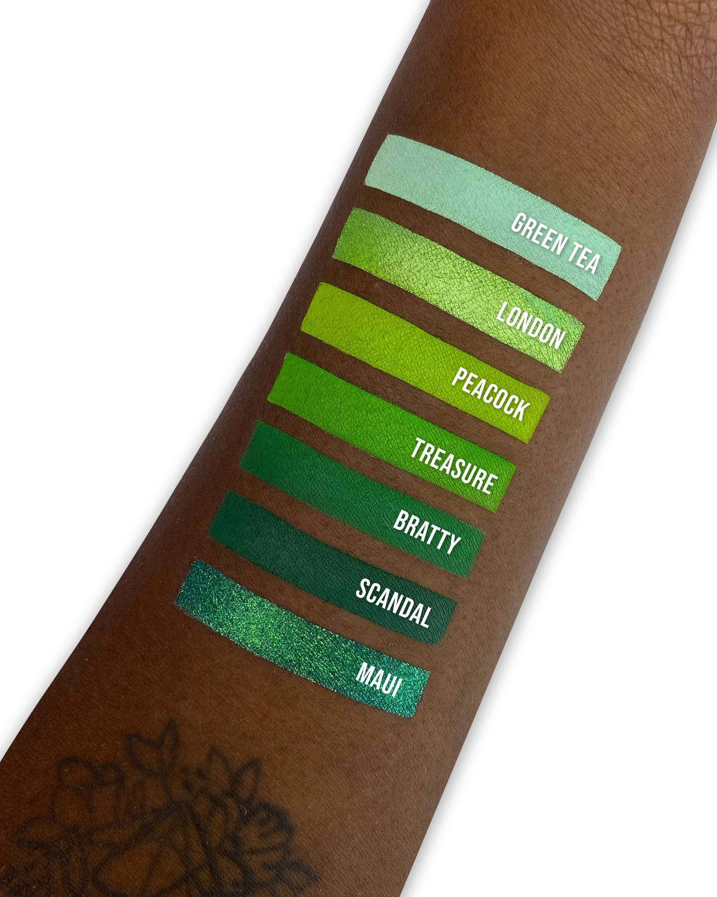 Gavissi Beauty - "BRATTY" MATTE EYESHADOW
