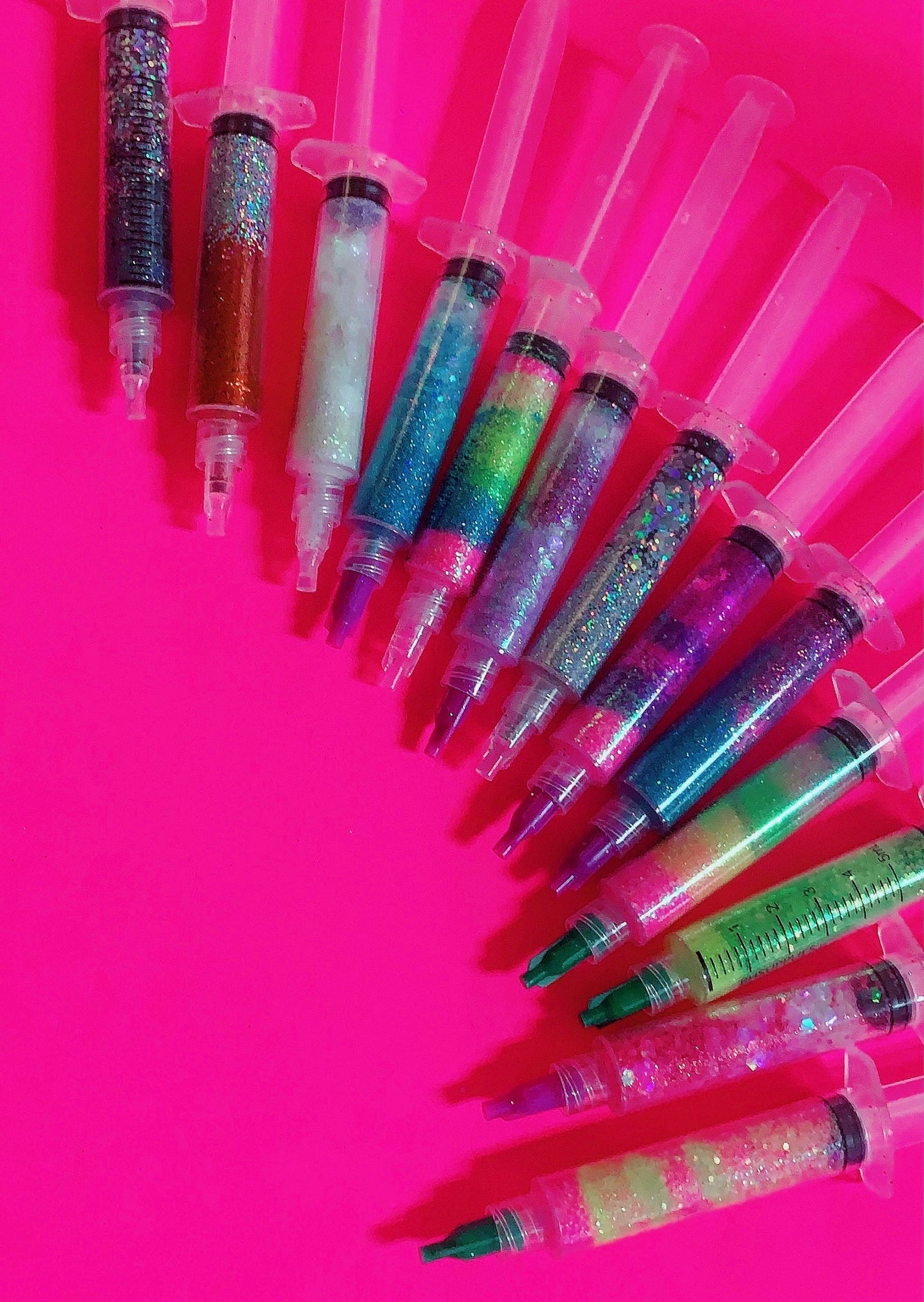 Inked Doll Cosmetics - LOST LANDS *UV* GlamDoll Glitter Syringe